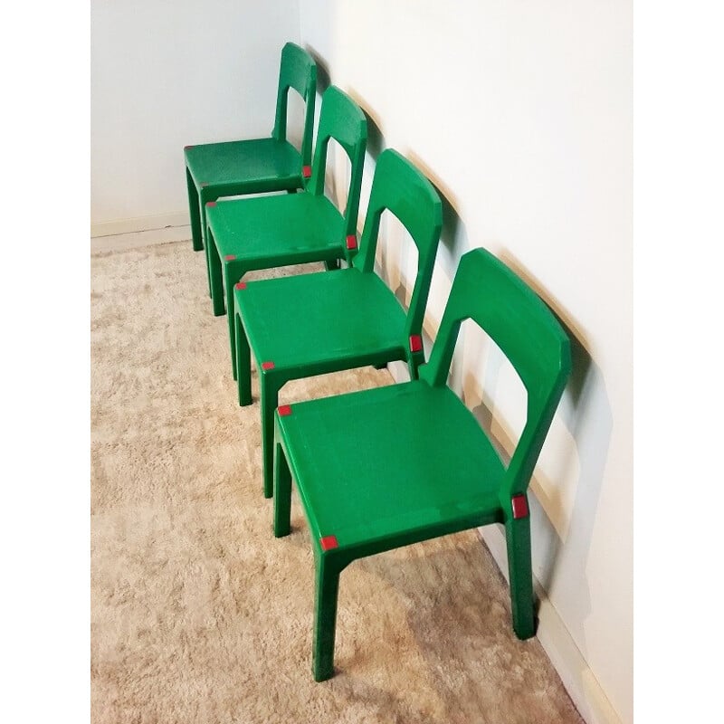 Suite de 4 chaises plastiques de Massonnet par Stamp - 1990