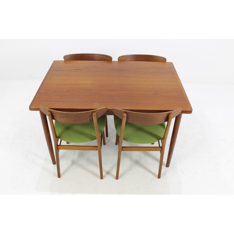 Suite de 4 chaises et  table à repas extensible danois - 1960
