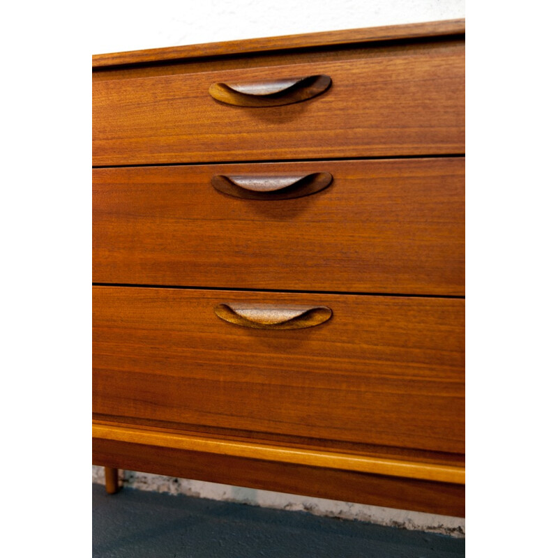 Vintage Scandinavian sideboard in teak - 1960s