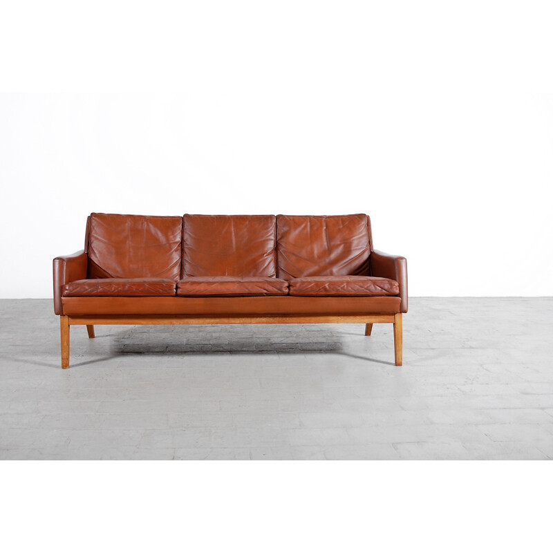 Vintage Scandinavian sofa in brown leather - 1960s