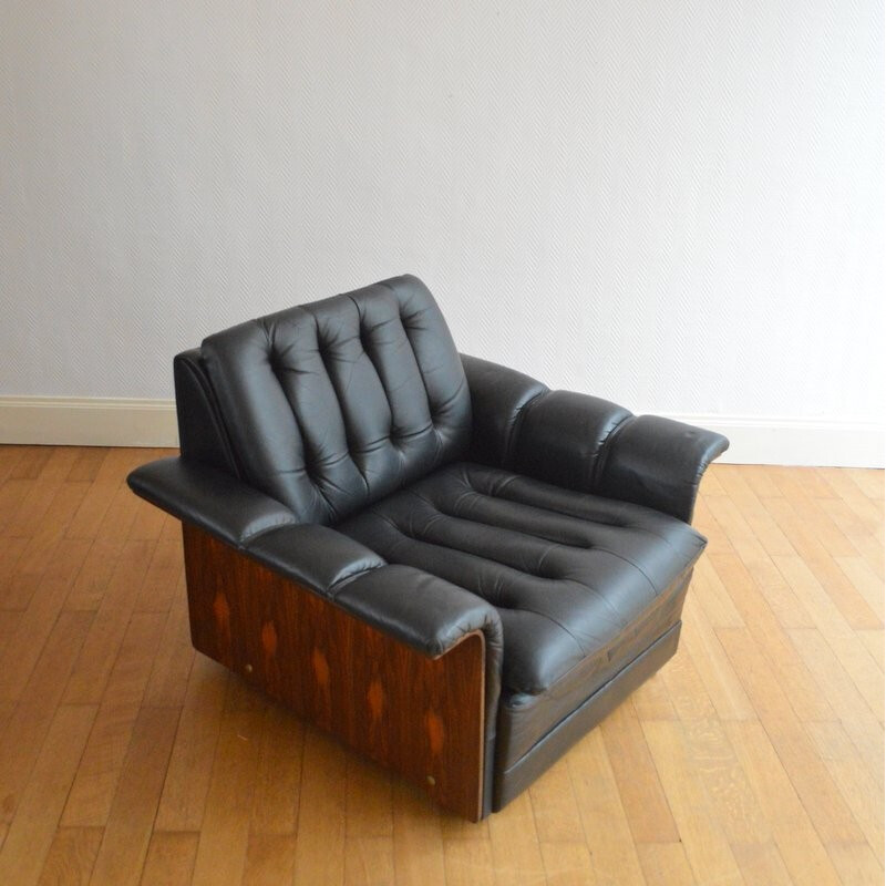 Pair of Danish Design Armchairs in leather and rosewood - 1960s