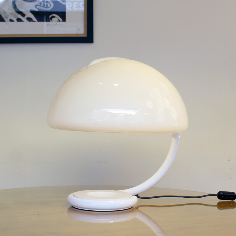 Italian Vintage Lamp in white lacquered metal - 1970s