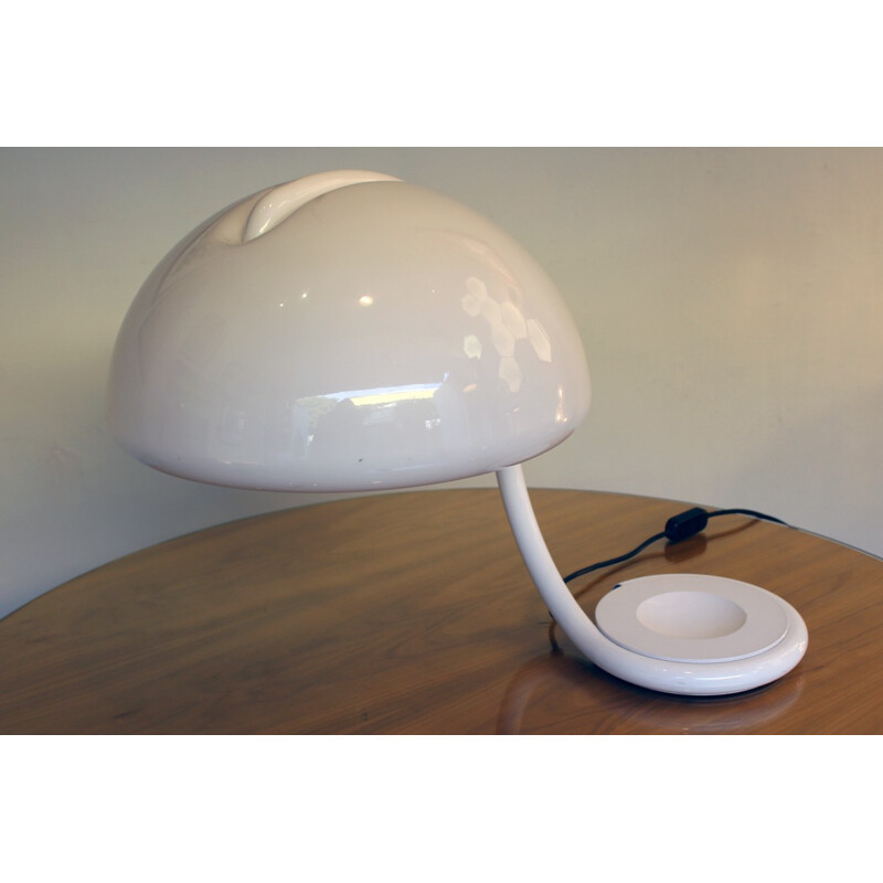 Italian Vintage Lamp in white lacquered metal - 1970s