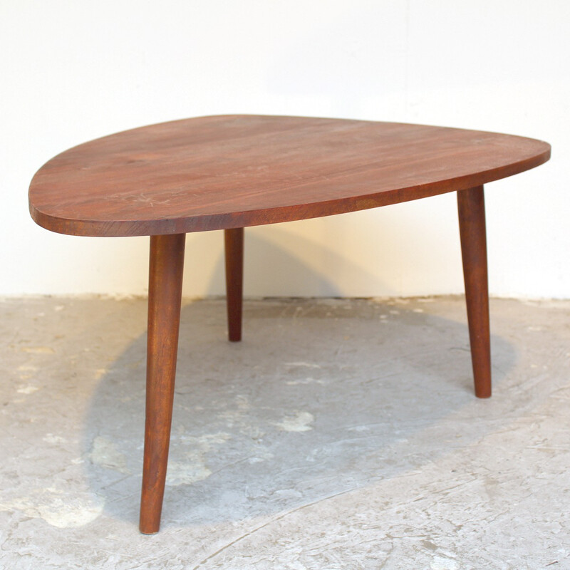 Table basse tripode en bois teinté - 1960