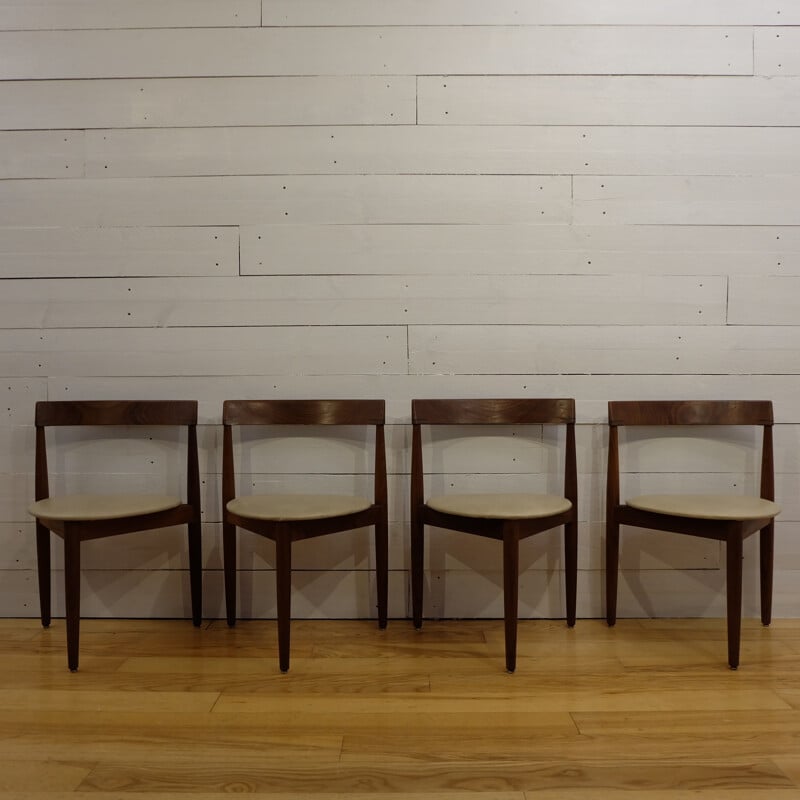 Suite de 4 chaises tripodes en teck, Hans OLSEN - années 60