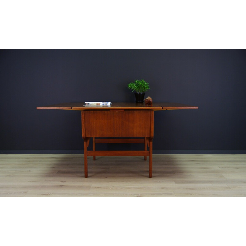 Vintage Writting Desk in Teak - 1970s