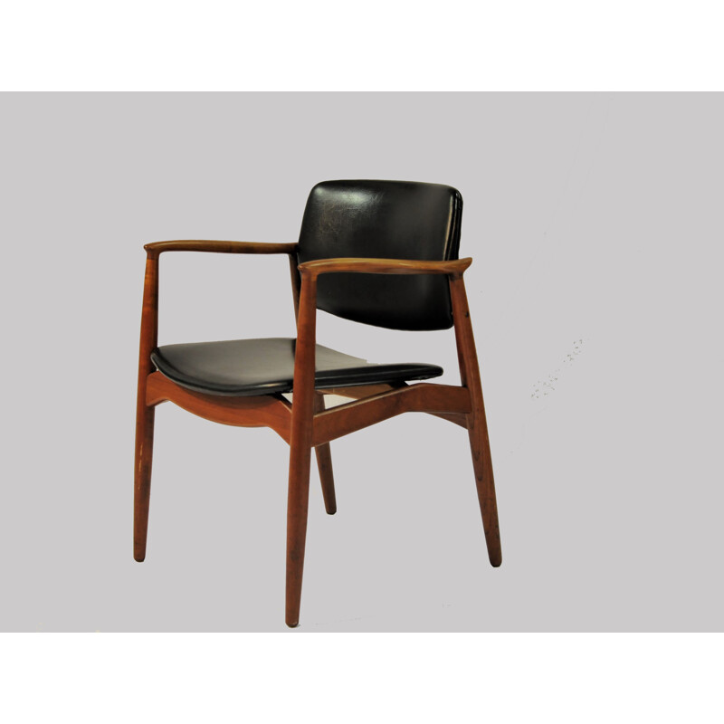 Pair of Model 67 Armchairs in Leather by Erik Buch Orum Mobelfabrik - 1960s