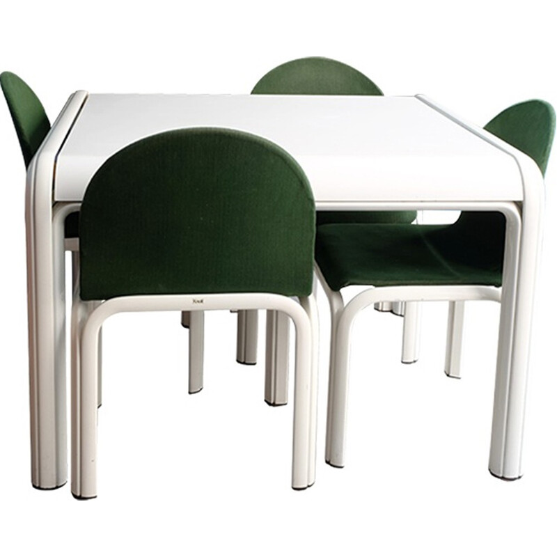 Dining room set by Gae Aulenti for Knoll - 1970s