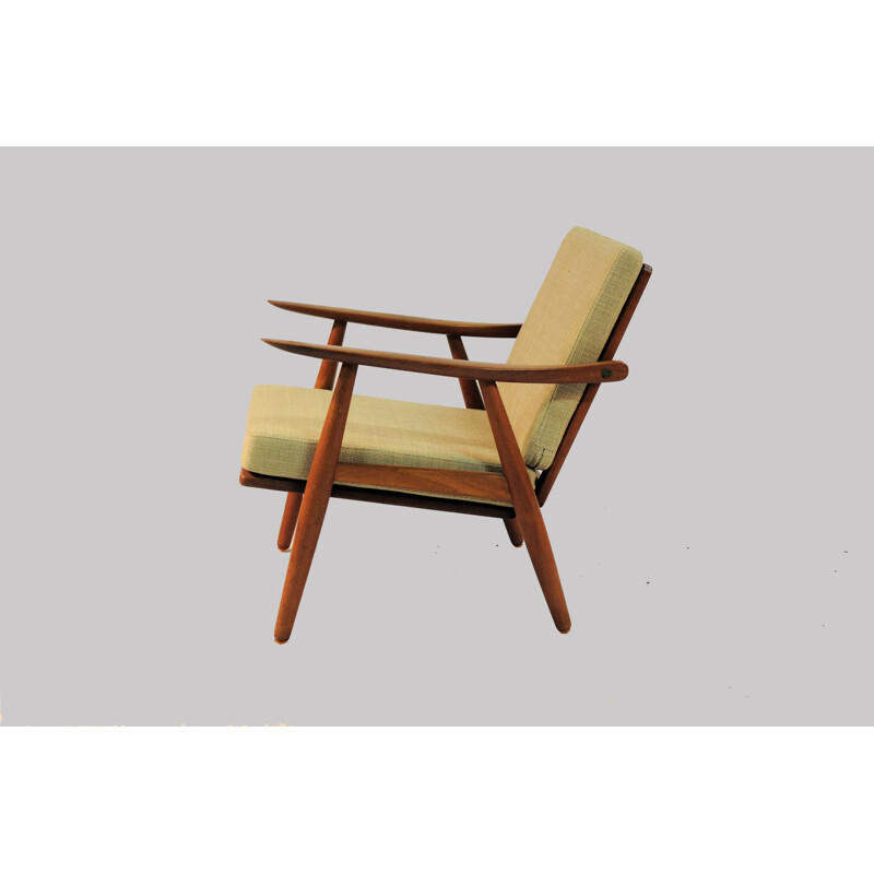 Paire de fauteuils en chêne, modèle 240 de H.J. Wegner pour GETAMA - 1950