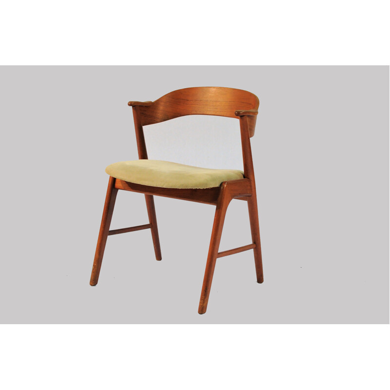 Set of 6 Teak Dining Chairs,  Model 32 by Kai Kristiansen - 1960s 