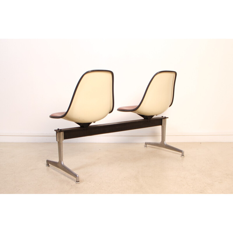 2-seater bench by Charles and Ray Eames