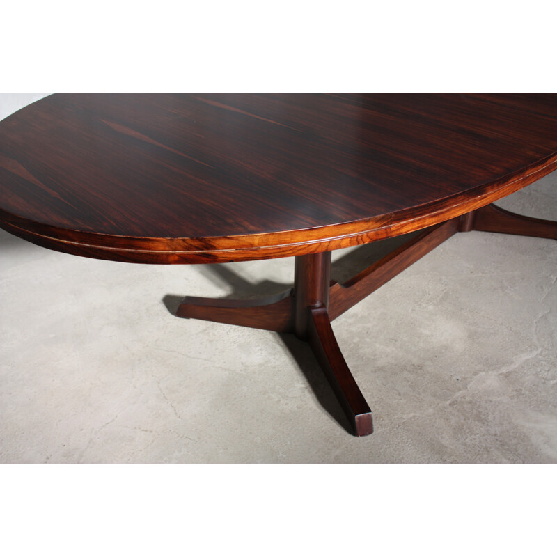 Oval Dining Table by Robert Heritage for Archie Shine - 1960s