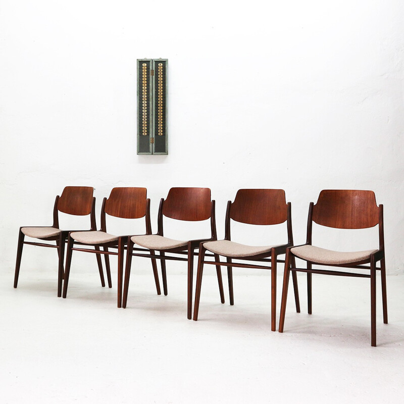 Lot of five newly covered teak dining chairs by Hartmut Lohmeyer for Wilkhahn - 1960s