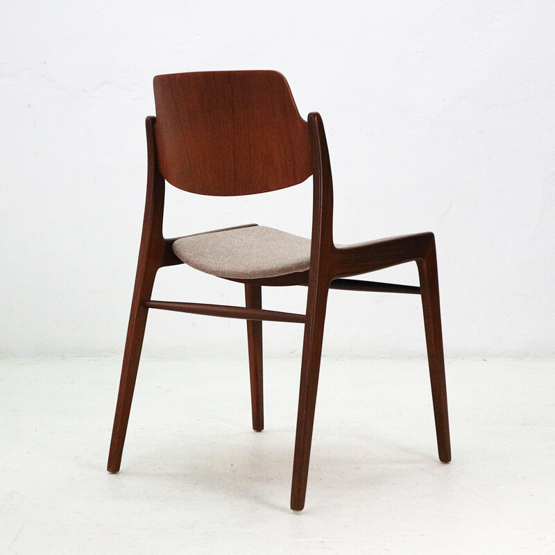 Lot of five newly covered teak dining chairs by Hartmut Lohmeyer for Wilkhahn - 1960s