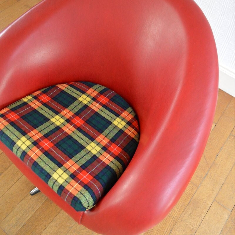 Vintage armchair in metal and red leatherette - 1960s