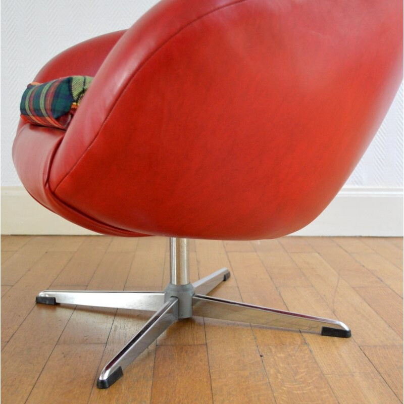 Vintage armchair in metal and red leatherette - 1960s