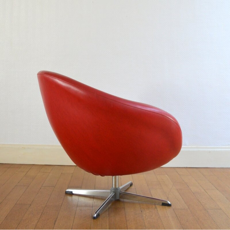 Vintage armchair in metal and red leatherette - 1960s