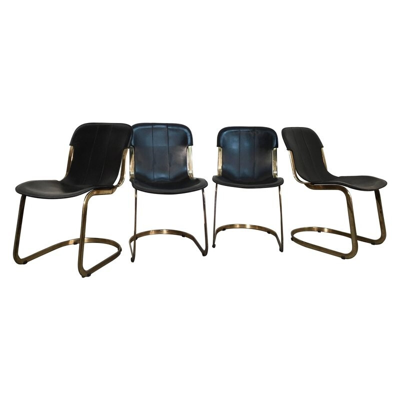 Lot de 4 chaises à repas en laiton et cuir noir - 1970