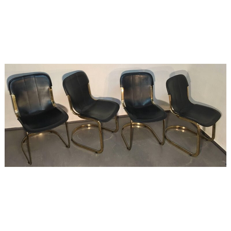 Lot de 4 chaises à repas en laiton et cuir noir - 1970