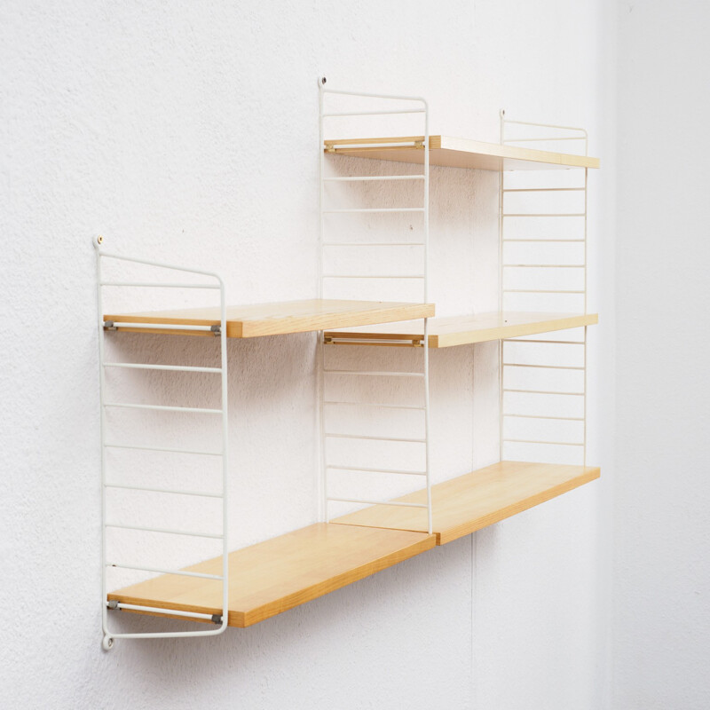 String shelving unit in white metall and ashwood - 1960s 