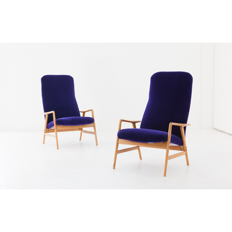 Pair of armchairs in velvet and wood by Alf Svennson for Fritz Hansen - 1950s
