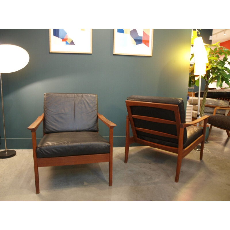 Pair of leather armchairs in teak - 1960s