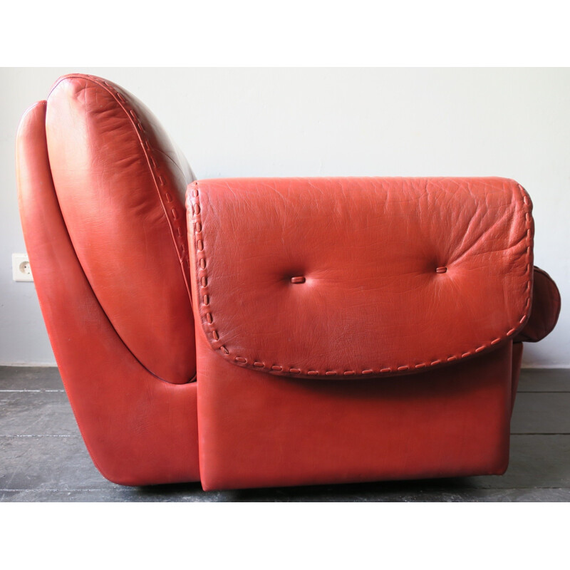 Pair de fauteuils vintage scandinave en cuir rouge - 1970