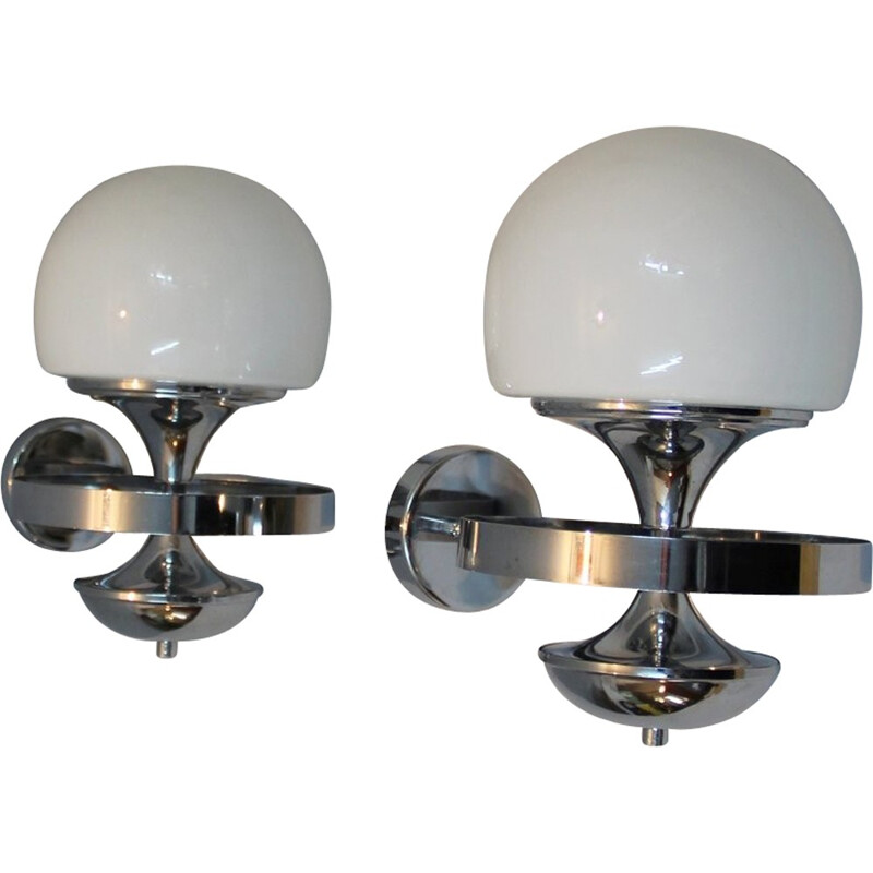 Pair of vintage wall lamps in chromed metal and opaline - 1970s