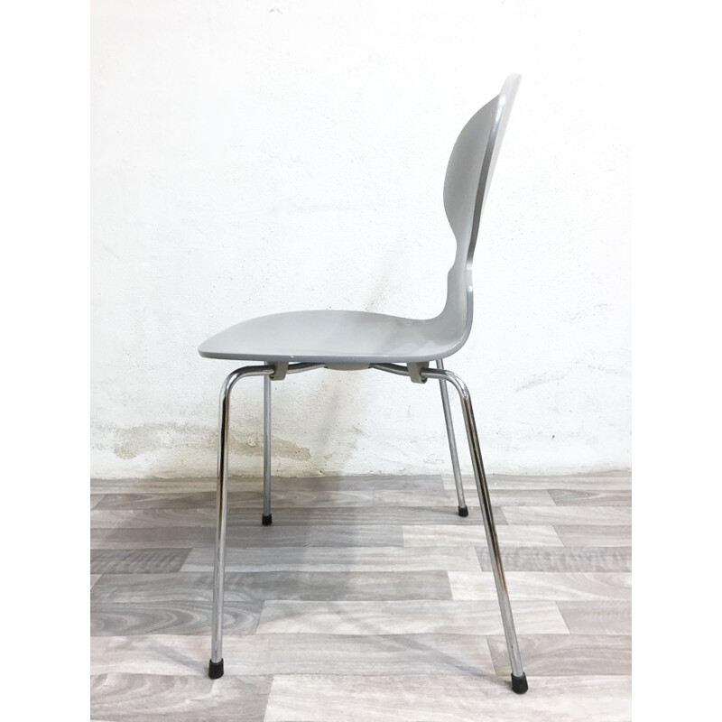 Chaise gris clair d'Arne Jacobsen pour Fritz Hansen - 2000