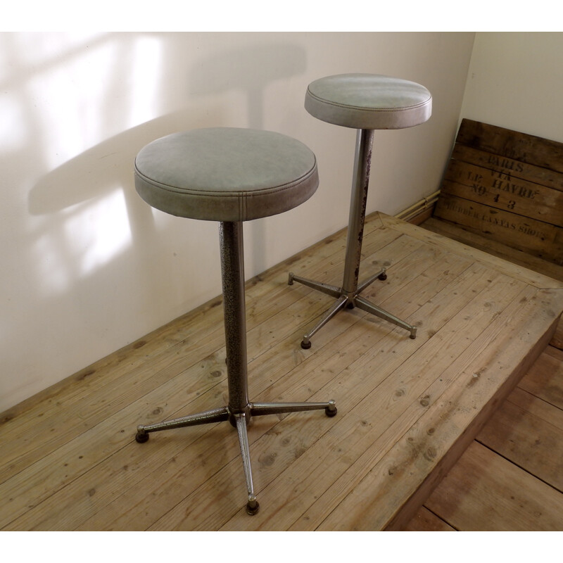 Pair of 2 french vintage industrial stool - 1960s