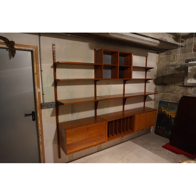 Danish Teak Modular Bookcase By Poul Cadovius - 1960s