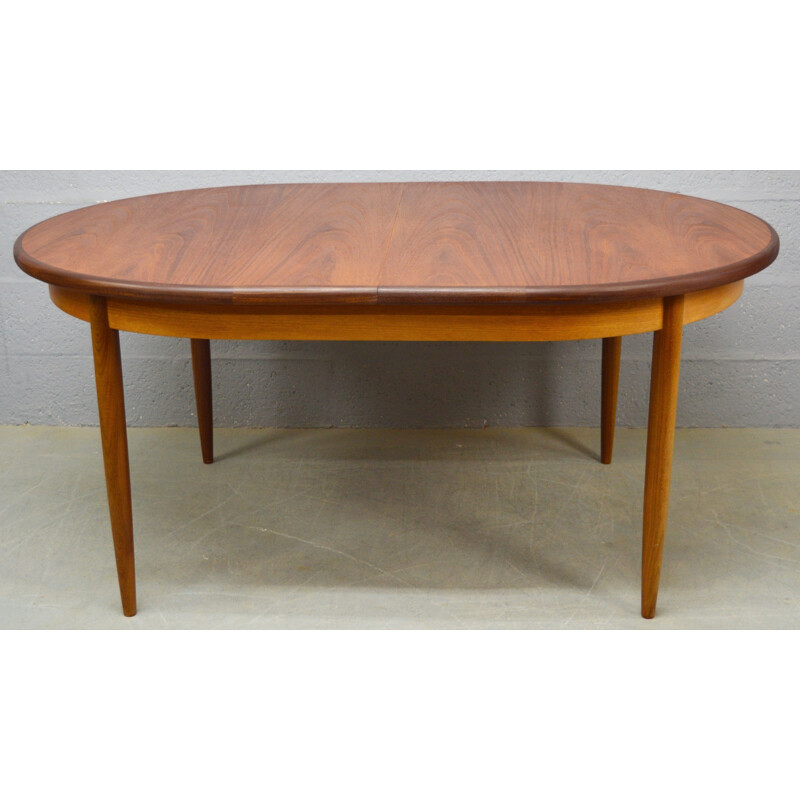 Mid-Century Oval Extendable Teak Fresco Dining Table for G-Plan - 1960s