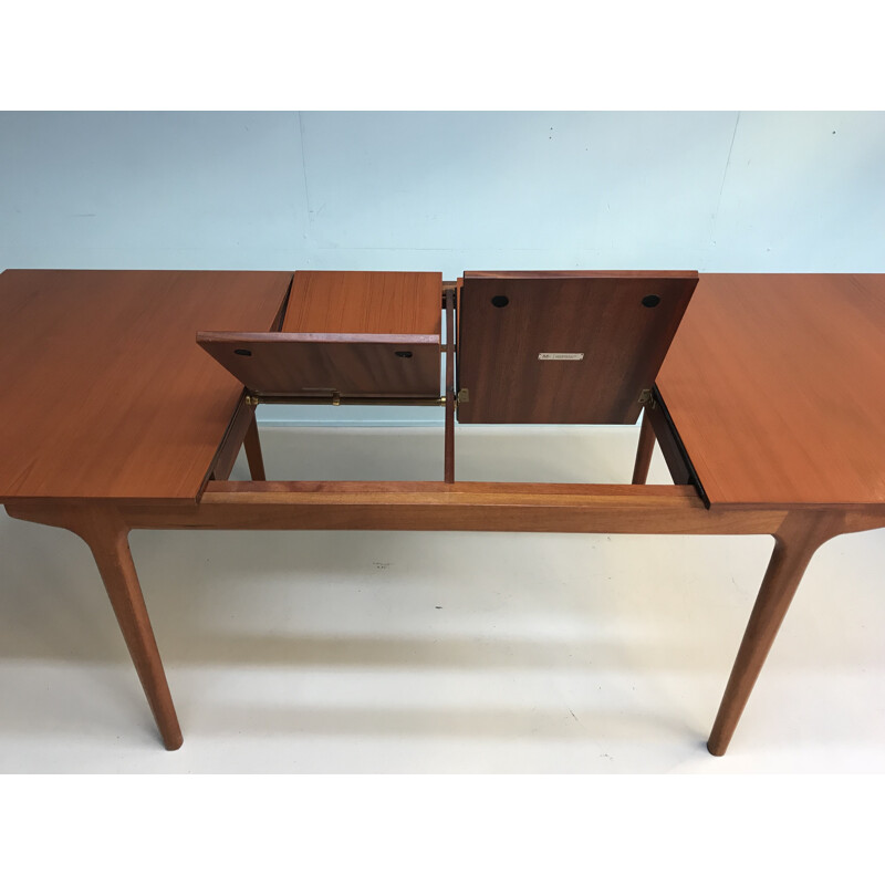 Mid-century teak dining table for  Mcintosh  - 1960s