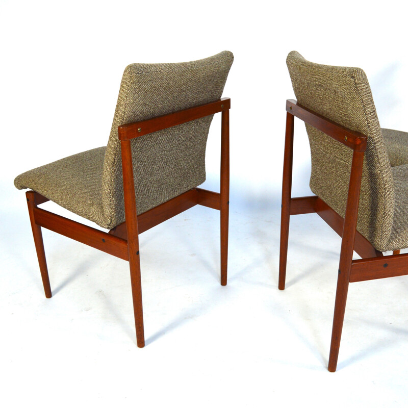 Set of 4 dining chairs for Thereca - 1950s