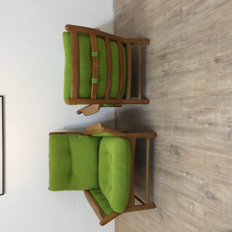 Pair of green armchairs in oakwood - 1970s