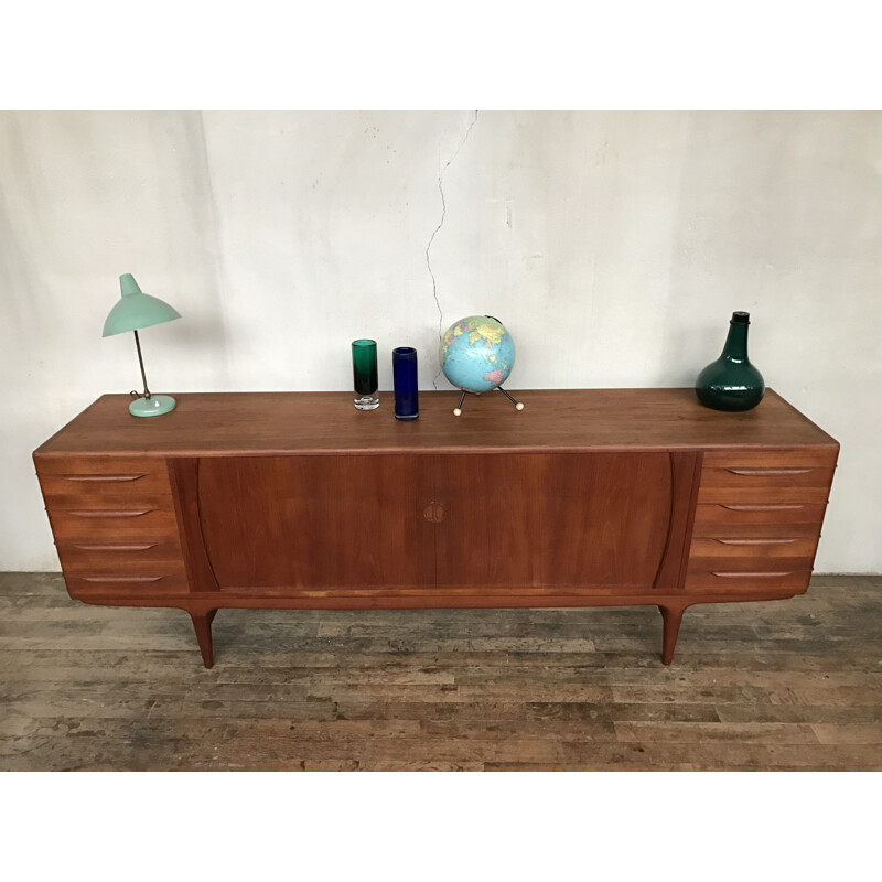 "UM15" sideboard in teak by Johannes Andersen for Samcom - 1960s