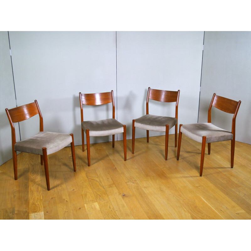 Set of 4 Italian teak chairs by Consorzio Sedi Friuli - 1960s