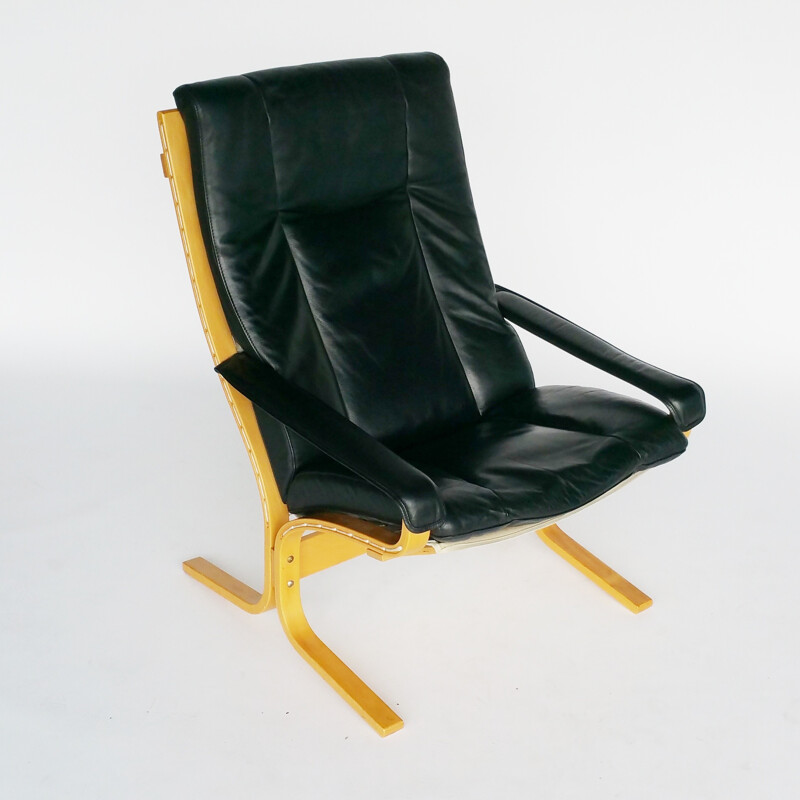 Pair of Black Leather Siesta Lounge Chairs by Ingmar Relling for Westnofa - 1970s