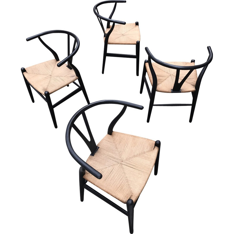 Set of 4 "Wishbone" Chairs by Hans Wegner for Carl Hansen - 1950s