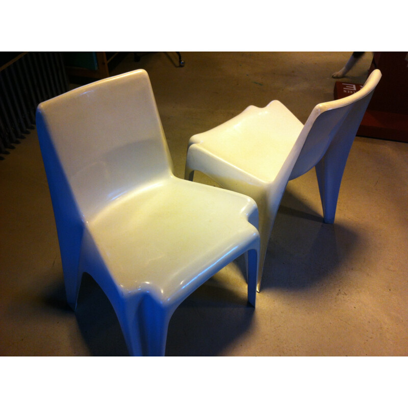 Paire de chaises blanches "BA 1171", Helmut BATZNER - années 60