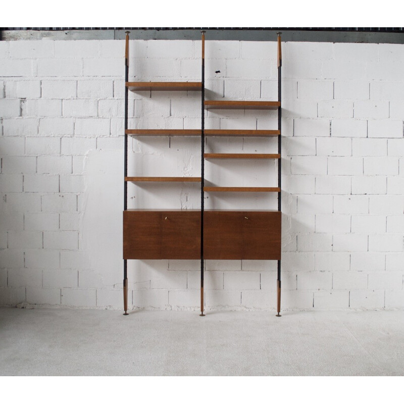 Vintage modular Italian shelves in walnut - 1960s