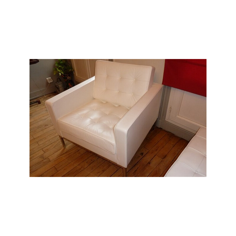 Pair of white Armchairs and bench Florence Knoll - 2000s