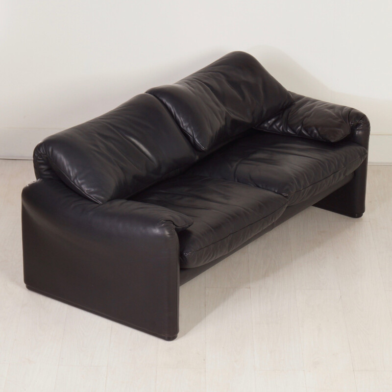 Canapé 2 places Maralunga en cuir noir par Vico Magistretti pour Cassina - 1970