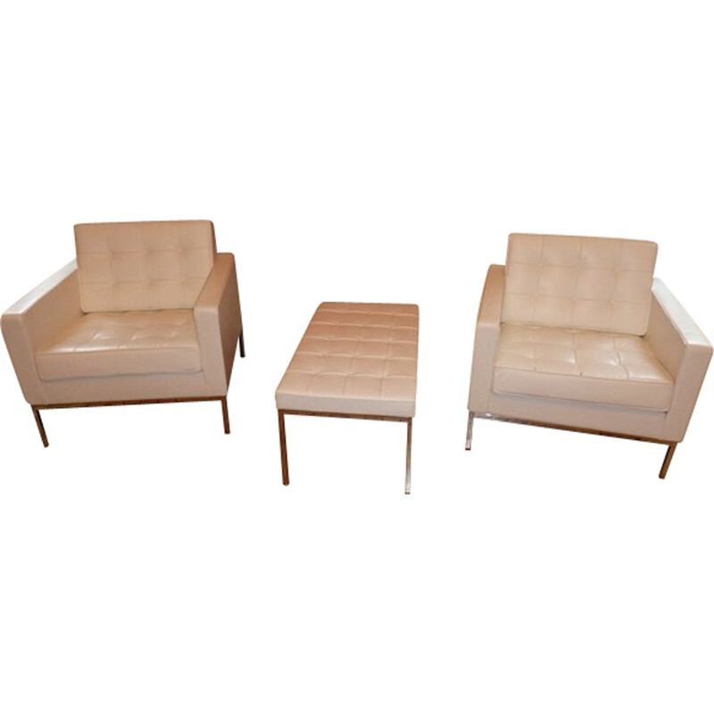 Pair of white Armchairs and bench Florence Knoll - 2000s