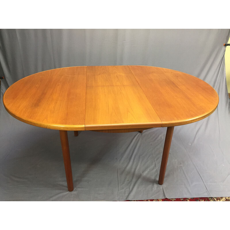 Oval Scandinavian Teak Table - 1970s