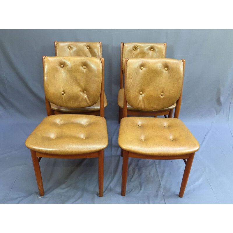 Suite de 4 chaises vintages scandinaves - 1970