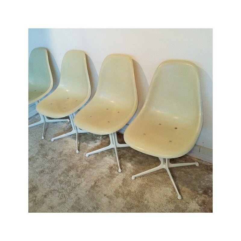 Suite de 4 chaises "La Fonda" d'Eames pour Herman Miller - 1960