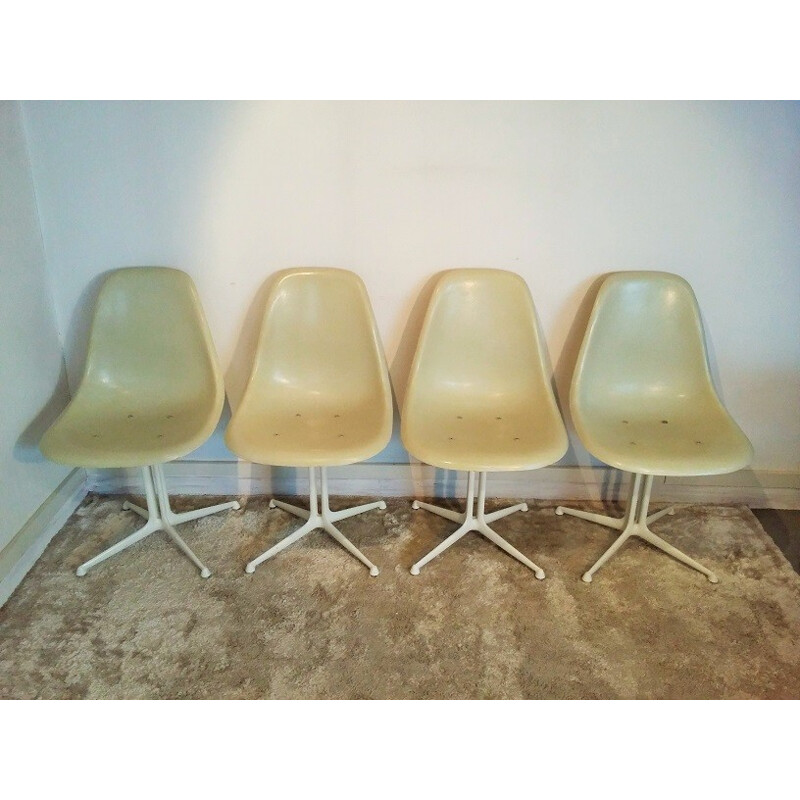 Suite de 4 chaises "La Fonda" d'Eames pour Herman Miller - 1960