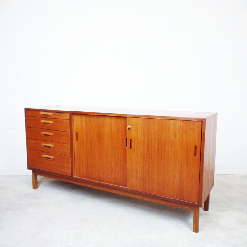 Vintage Scandinavian teak sideboard - 1960s