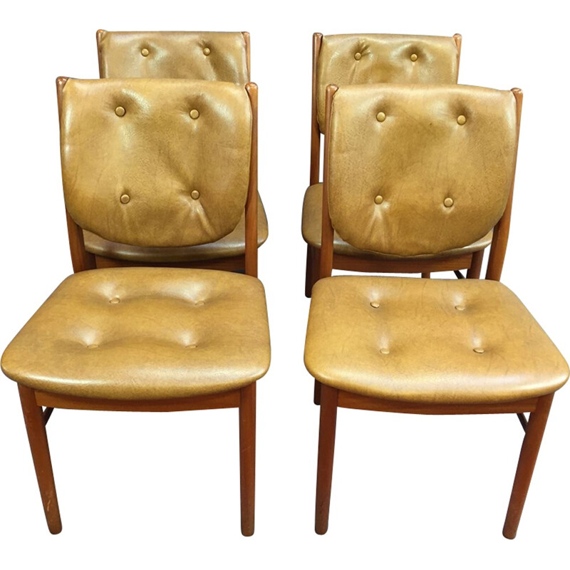 Suite de 4 chaises vintages scandinaves - 1970
